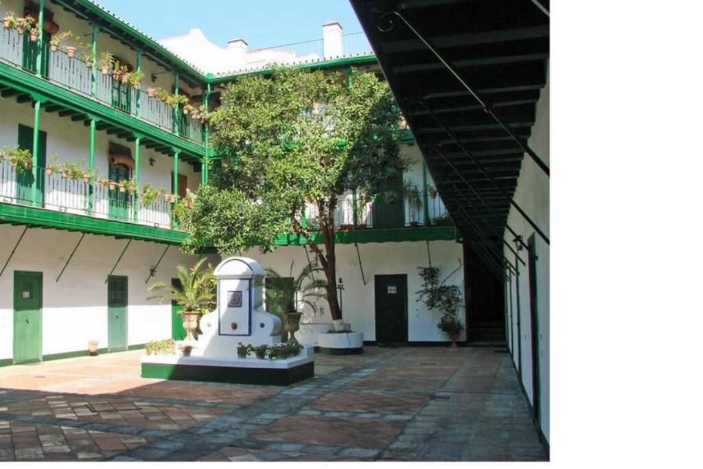 Alcazares Sevilla Centro Екстериор снимка